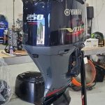 2017 Yamaha VMAX SHO 250 HP 4-Stroke 20″ Shaft