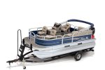 2023 PARTY BARGE® 18 DLX - Image 3